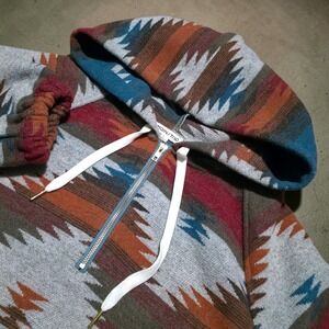 Main Strip Aztec Navajo Western Hooded Jacket Hoodie Pullover Womens Size Large